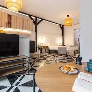  Apartamento El Patio De La Luna Freshapartments